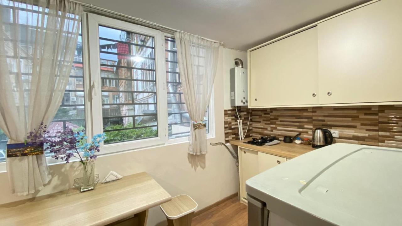 Freedom Square Apartment Tbiliszi Kültér fotó